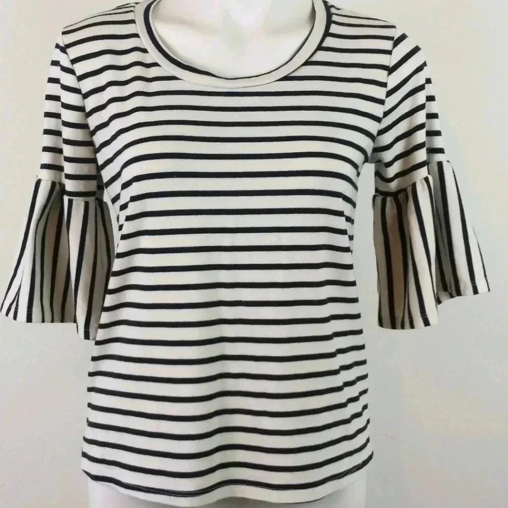 W5 Striped Black/White Flutter Sleeve Top(M)